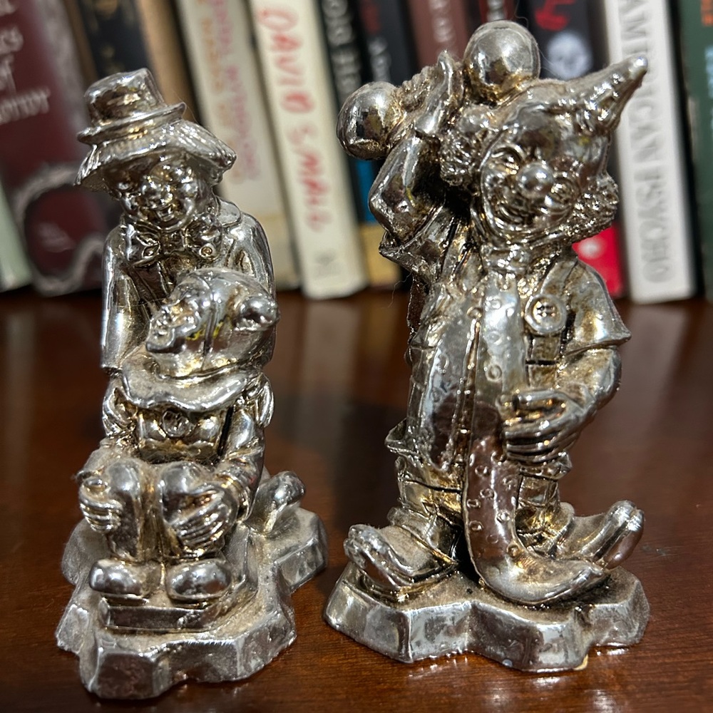 Set of 2 clowns